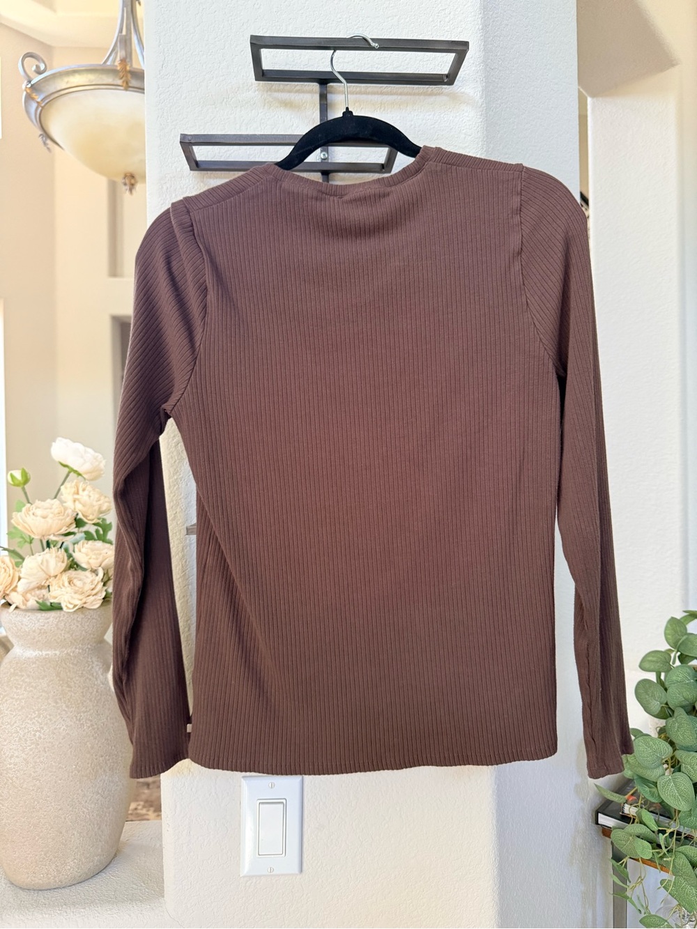 Splendid Ribbed Long-Sleeve Crewneck - Brown - Picture 2 of 3